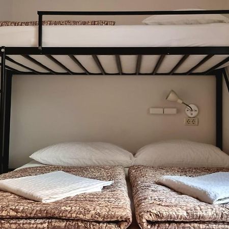 איזולה Hostel Alieti מראה חיצוני תמונה