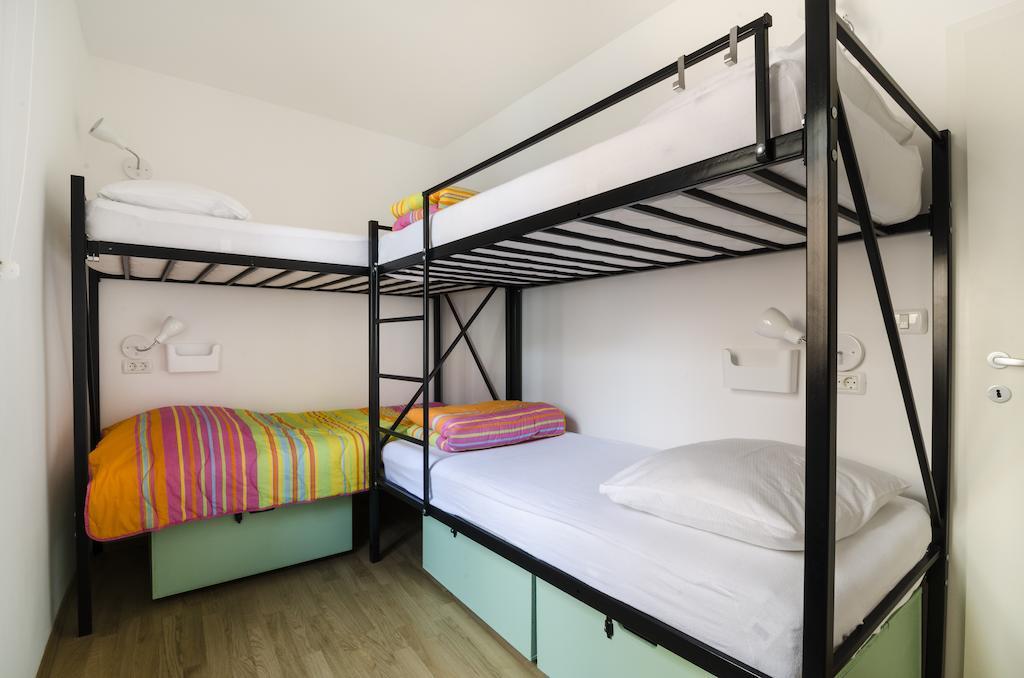 איזולה Hostel Alieti חדר תמונה